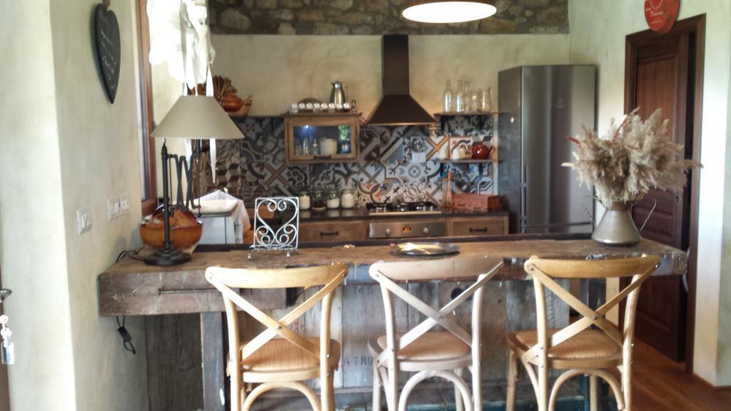 Agriturismo Sugheretello センプロニアーノ エクステリア 写真