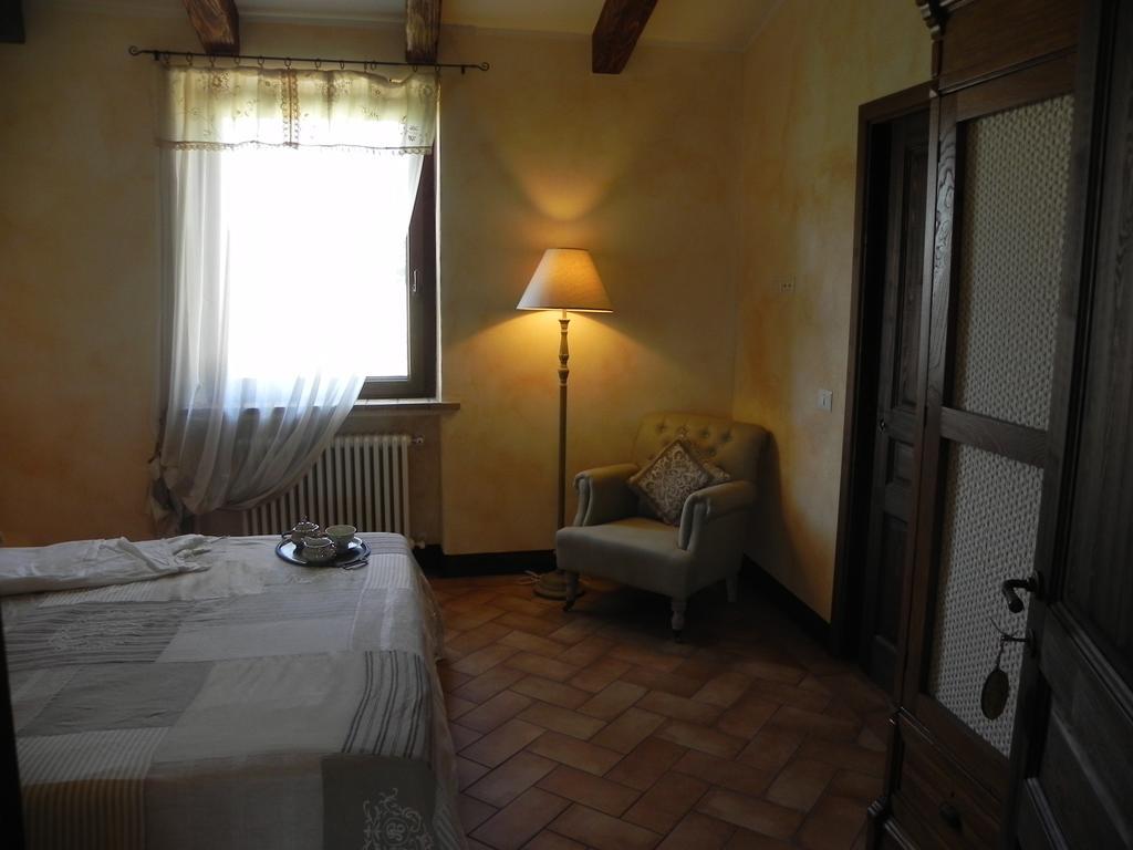 Agriturismo Sugheretello センプロニアーノ 部屋 写真