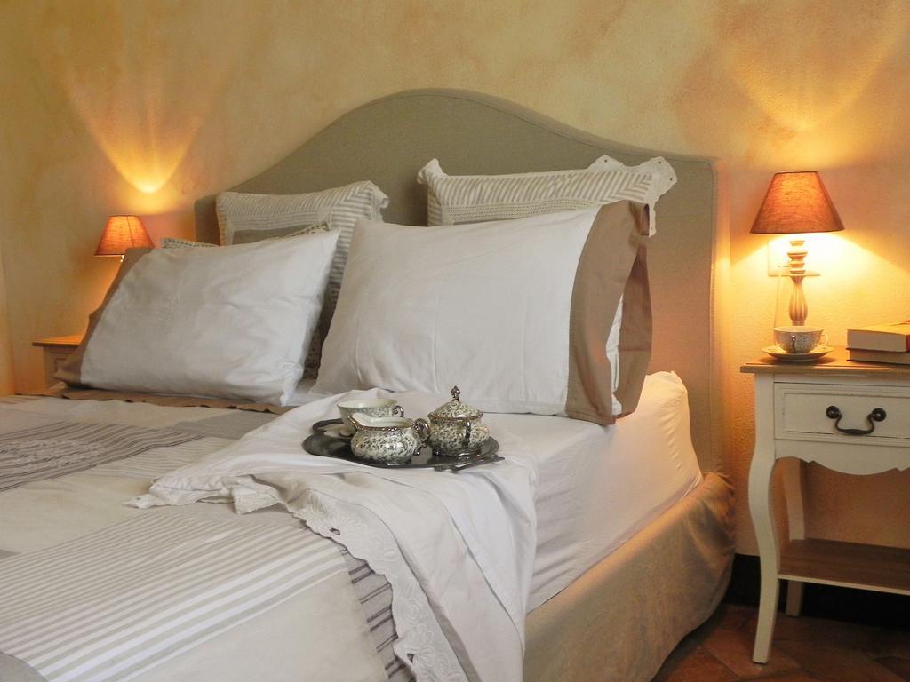 Agriturismo Sugheretello センプロニアーノ 部屋 写真